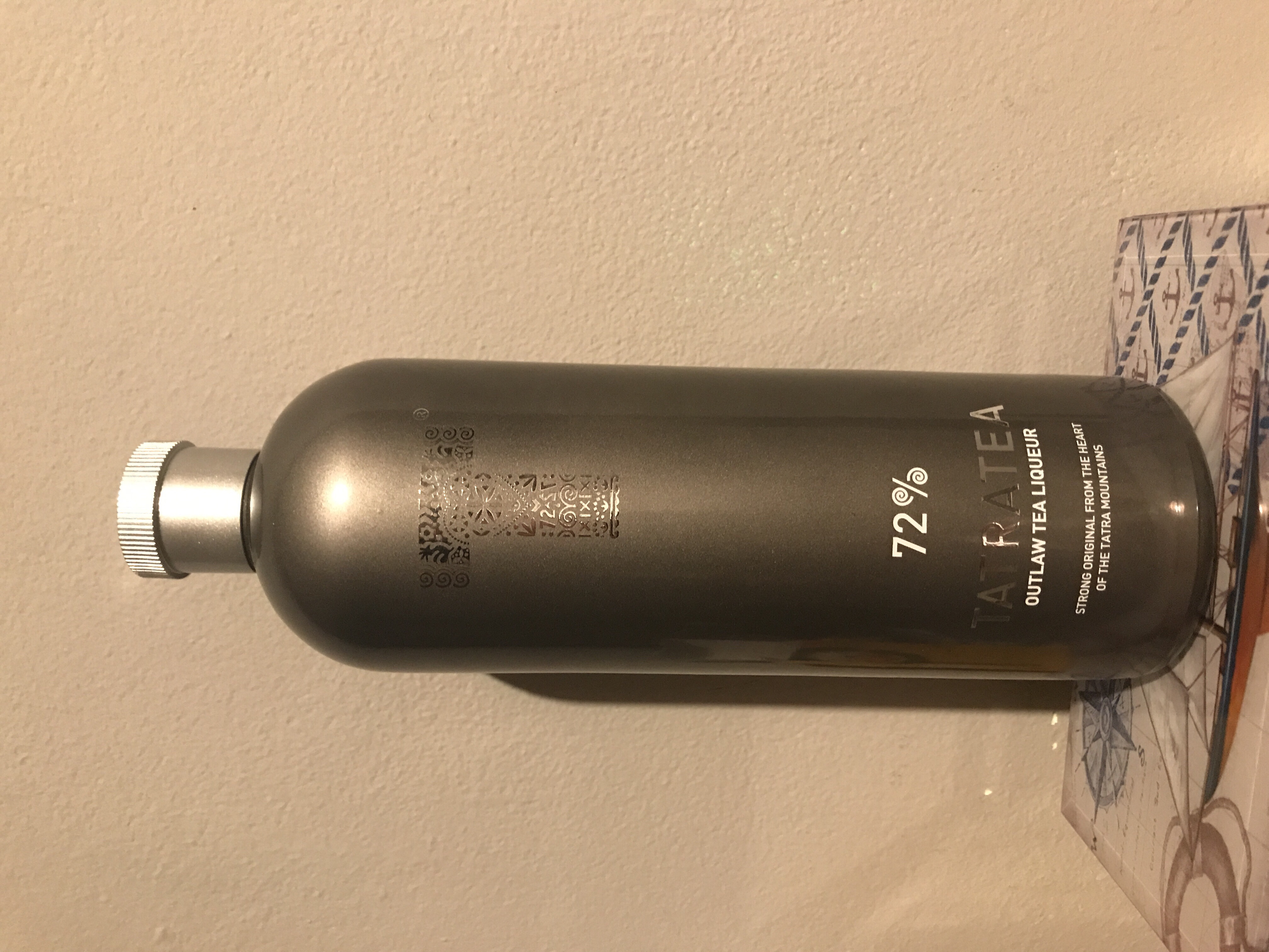 TATRATEA Outlaw tea liqueur