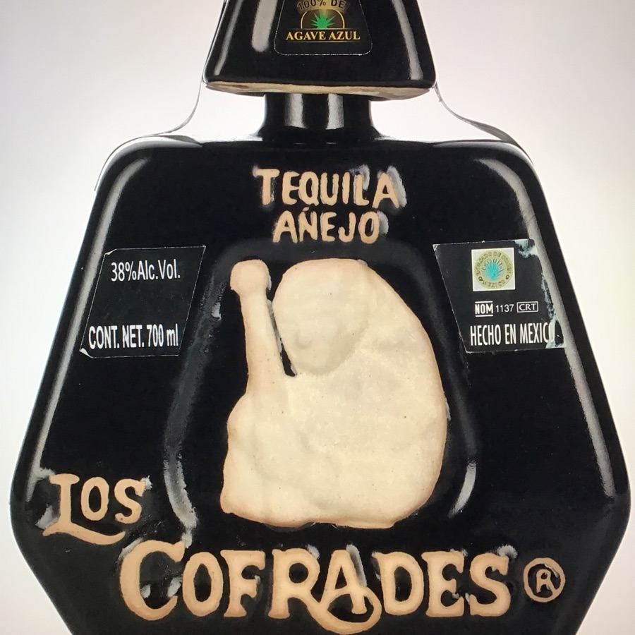 Los Cofrades Añejo