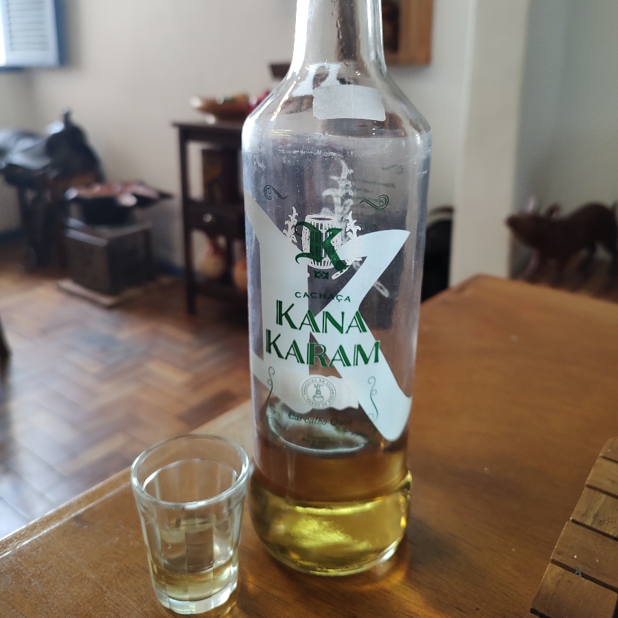 Cachaça Kana Karam Carvalho