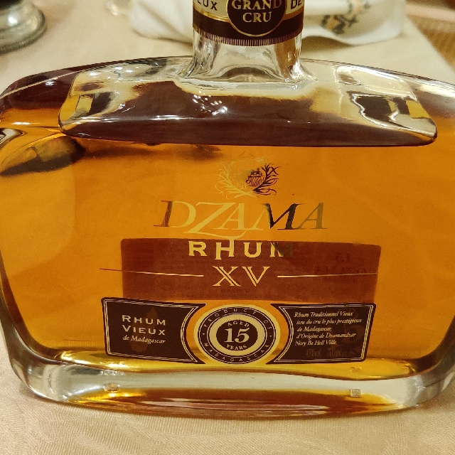 Dzama Rhum XV