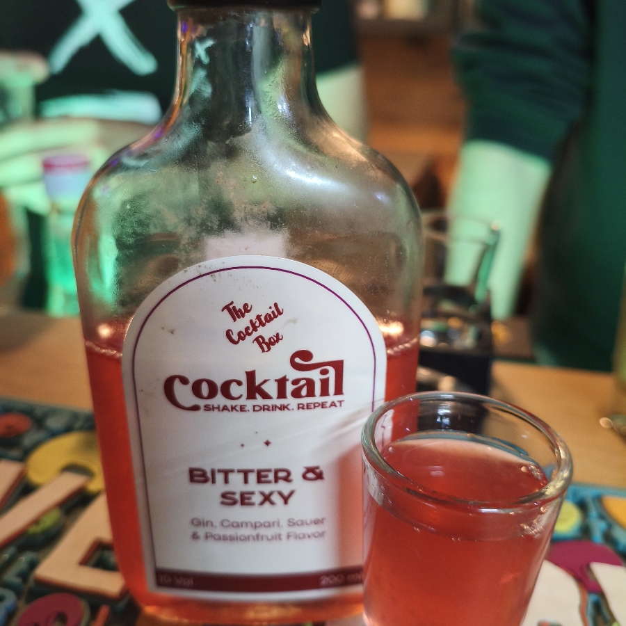The Cocktail Bar - Bitter & Sexy