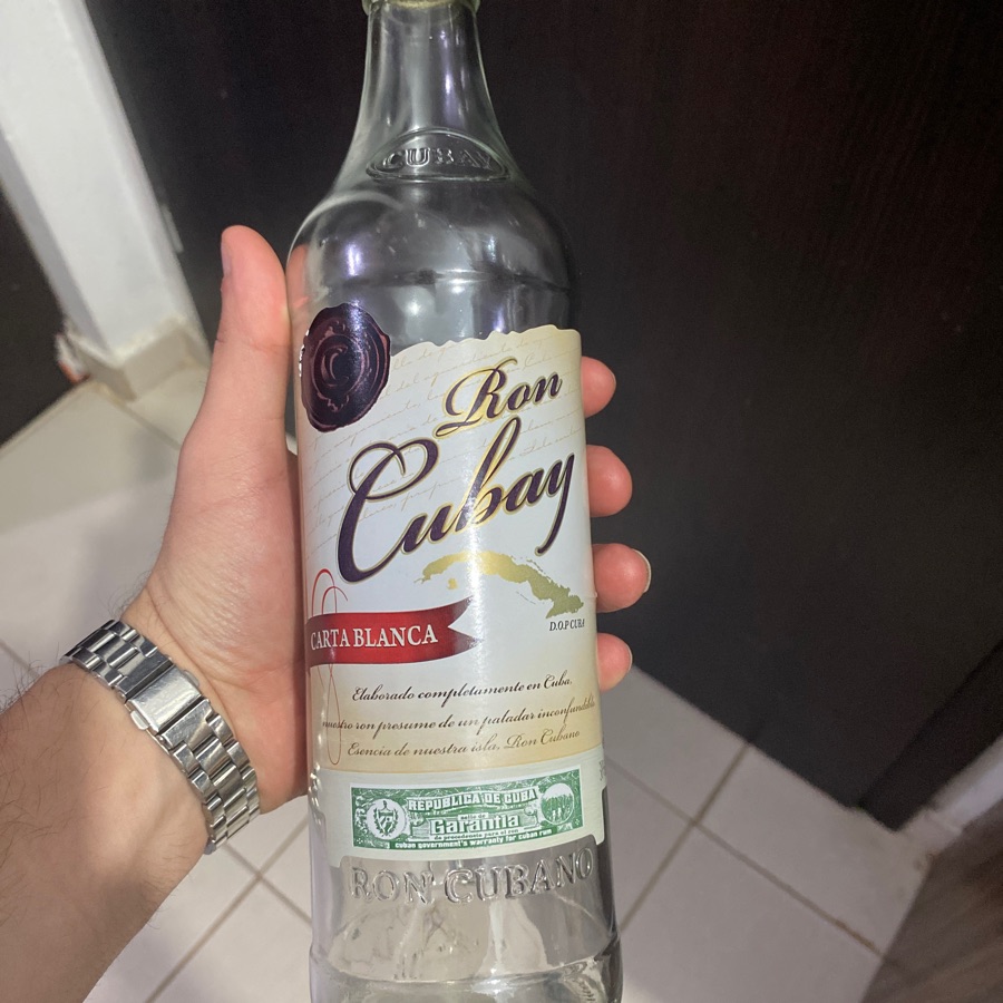 Ron Cubay Carta Blanca