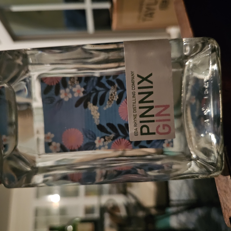 Pinnix Gin