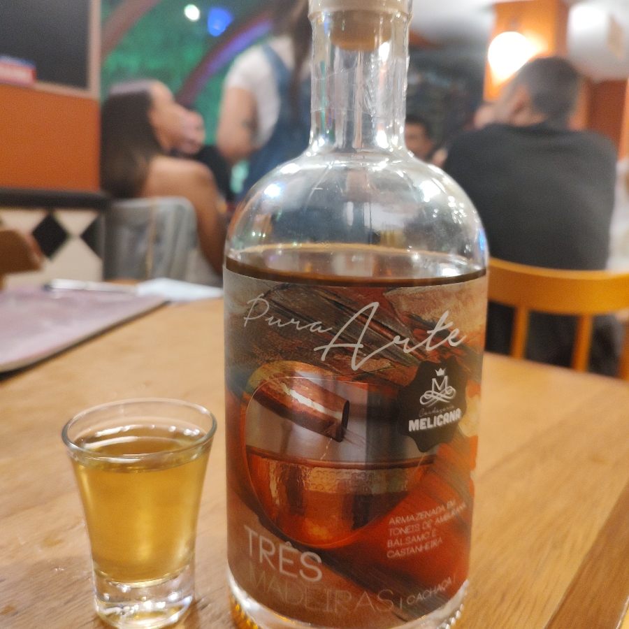 CACHAÇA MELICANA TRÊS MADEIRAS