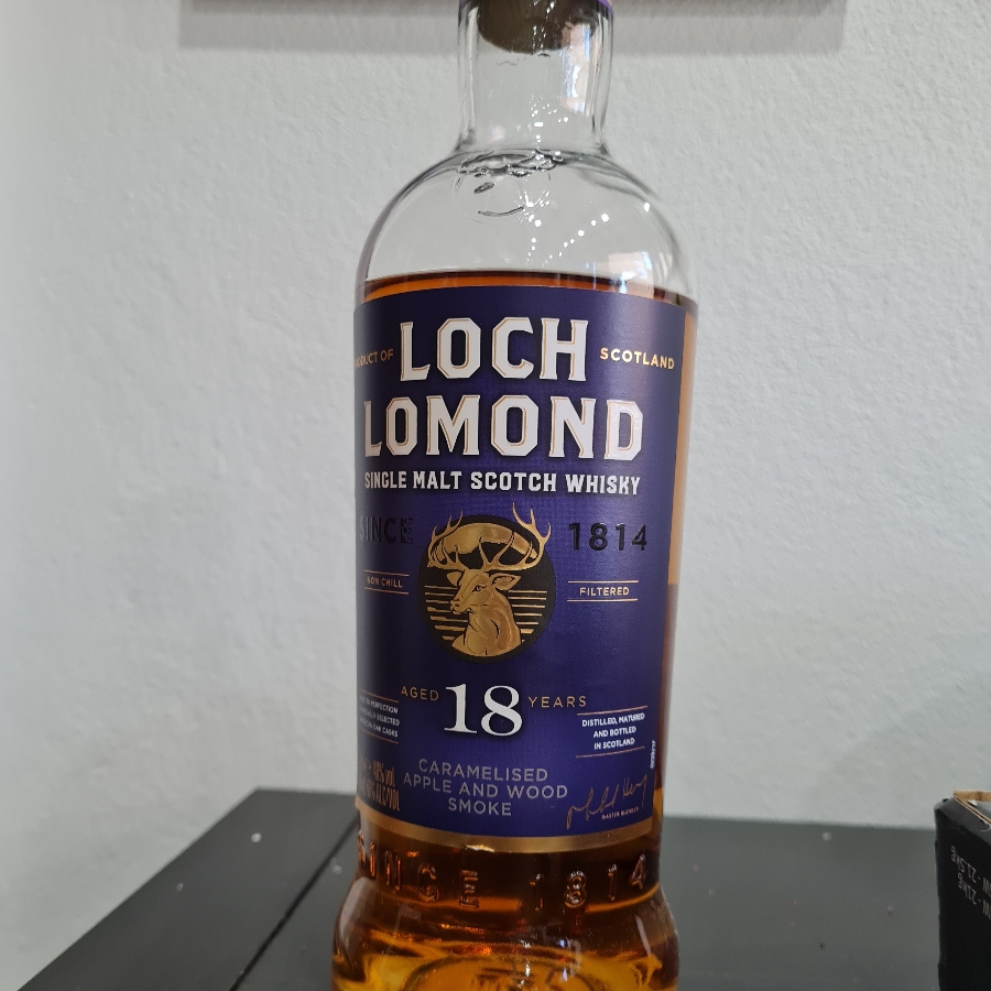 lock lomond 18 caramelised apple and wood smoke