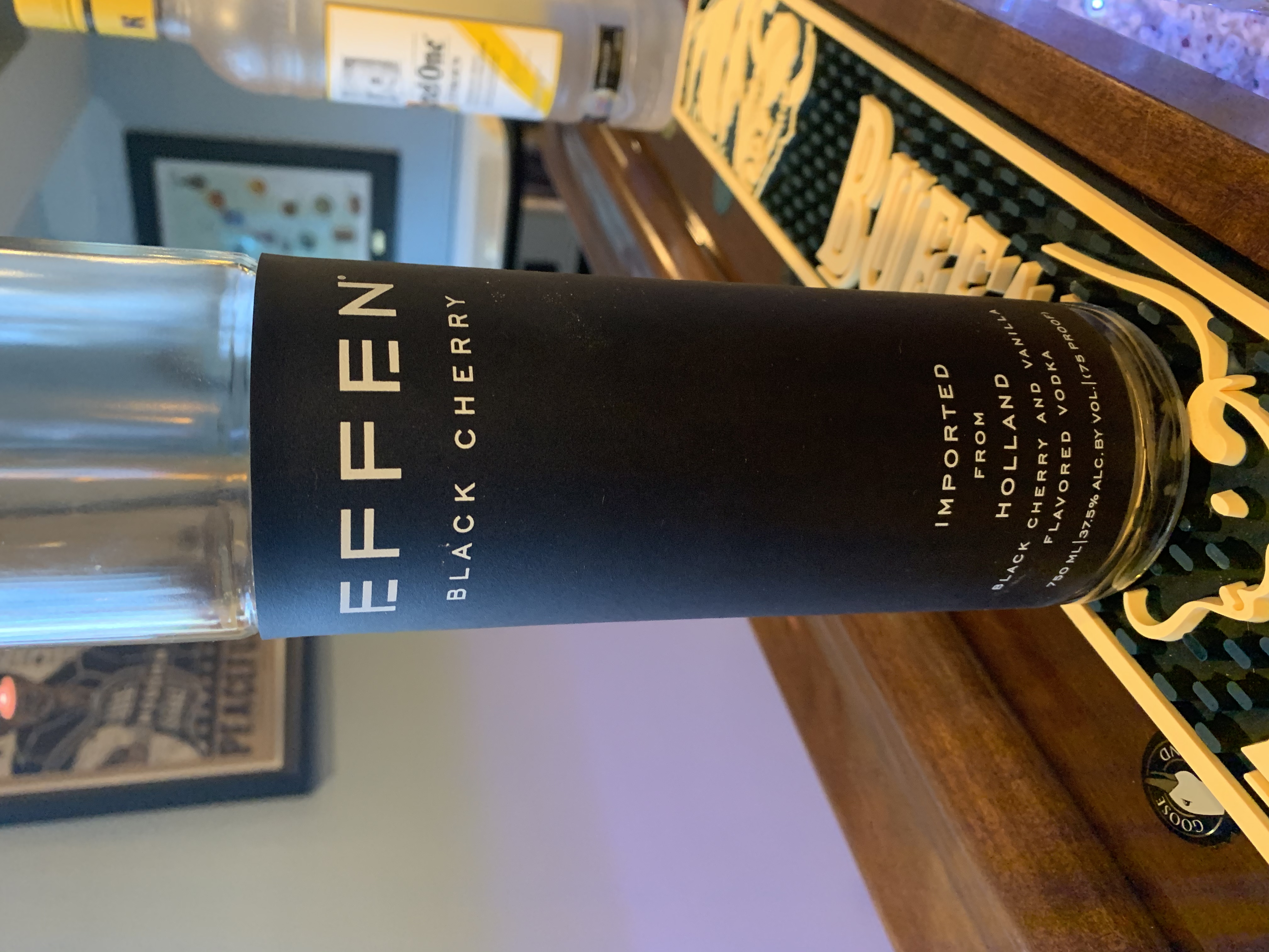 EFFEN Black Cherry
