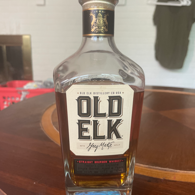 Old elk straight bourbon whiskey tasters club