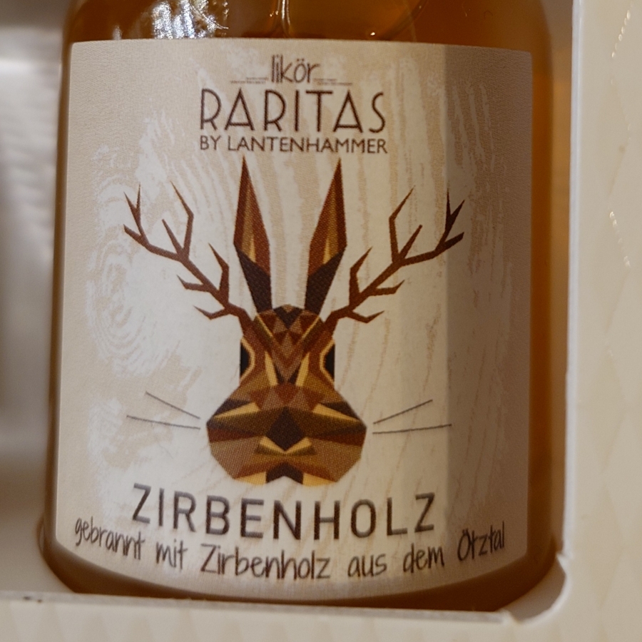 Raritas Zirbenholz Likör