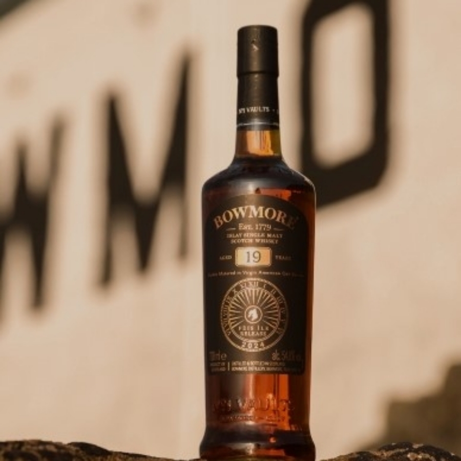 Bowmore 19yo Feis Ile 2024