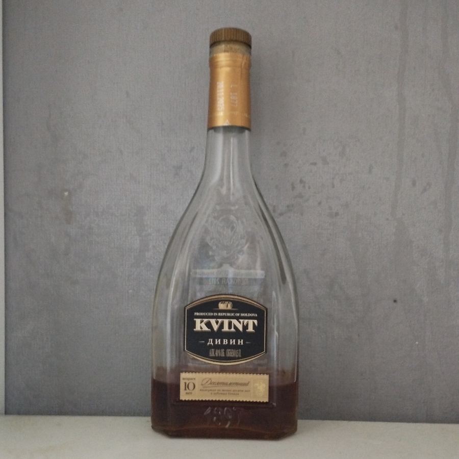 Kvint Divin 10 years