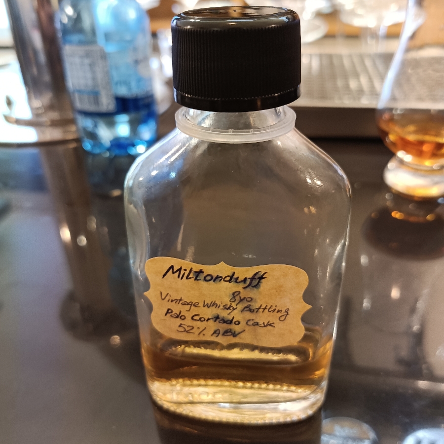 Miltenduff - 8 yo - vintage whiskey bottling - palo cortado