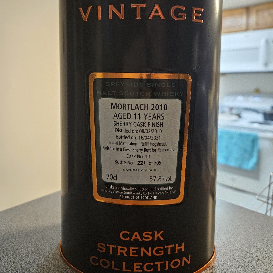 Signatory Vintage Mortlach 2010