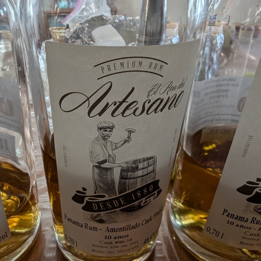 Artesano Panama Rum - Amontillado Cask Finish - 10 años Cask #86-18
