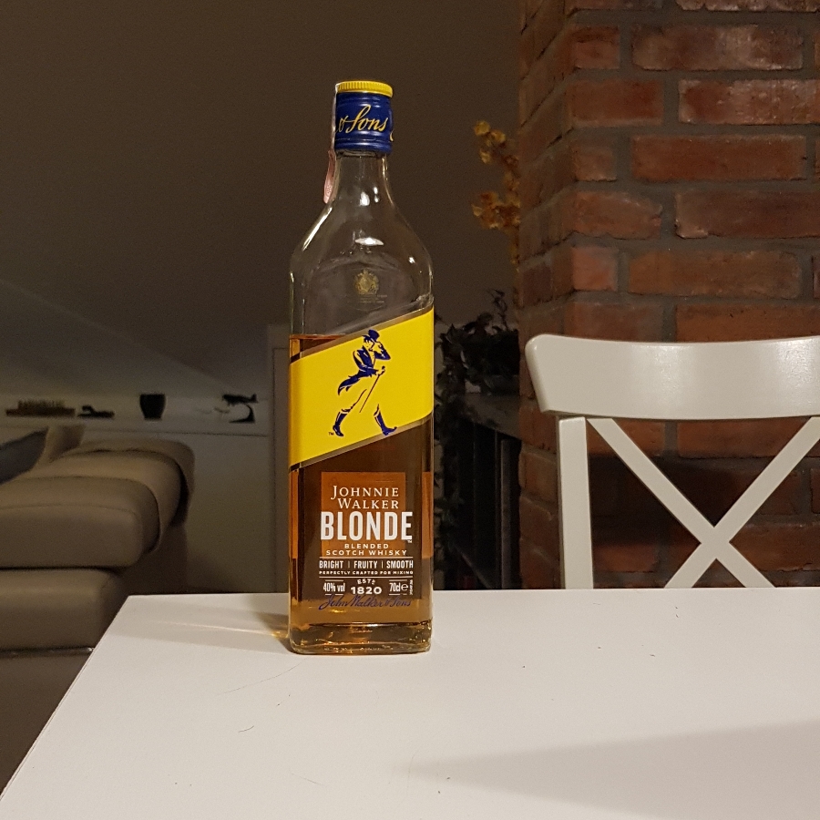 Johnnie Walker Blonde