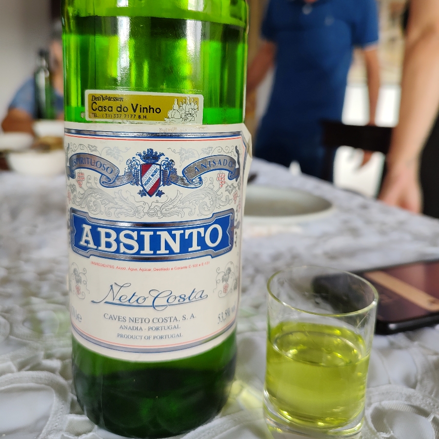 Absinto Neto Costa