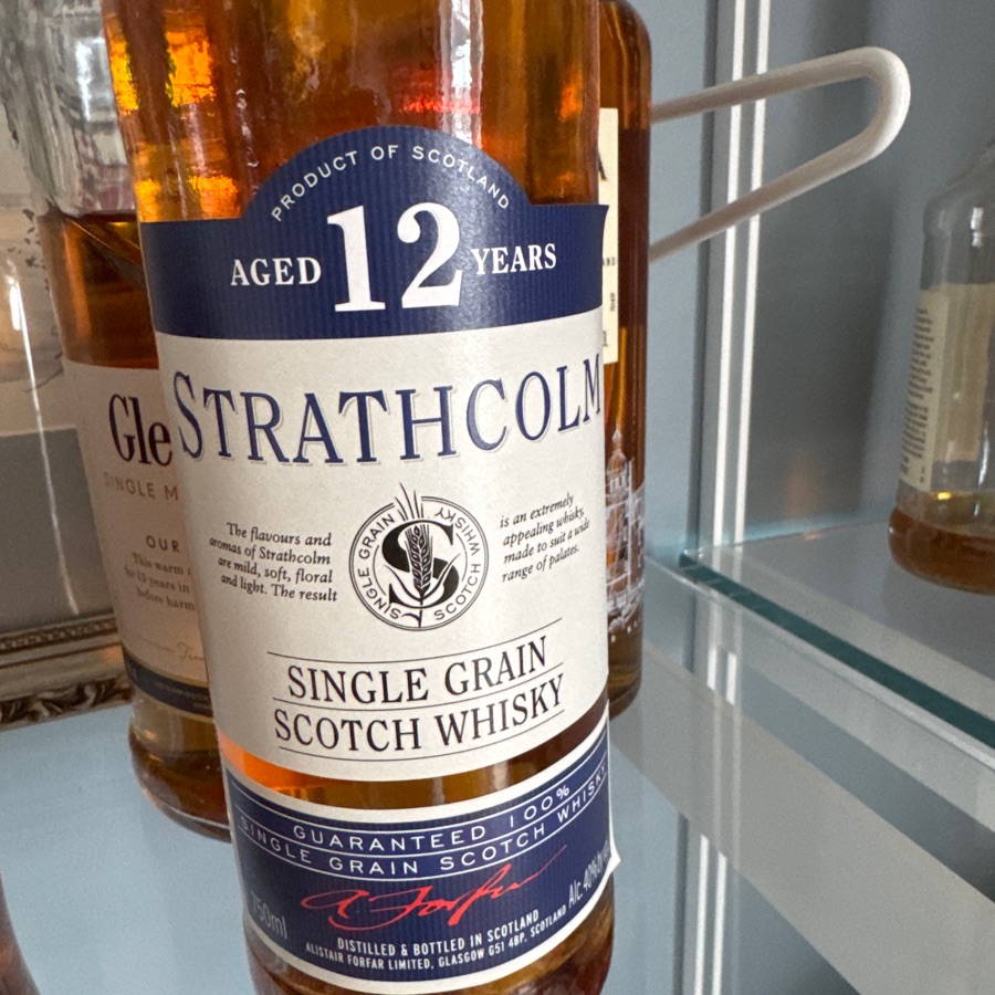 strathcolm single grain scotch whiskey