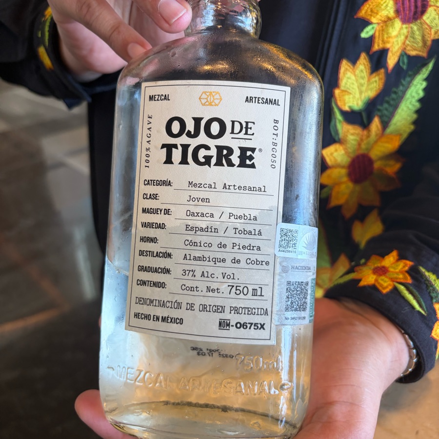 Ocho de Tigre Mezcal Joven