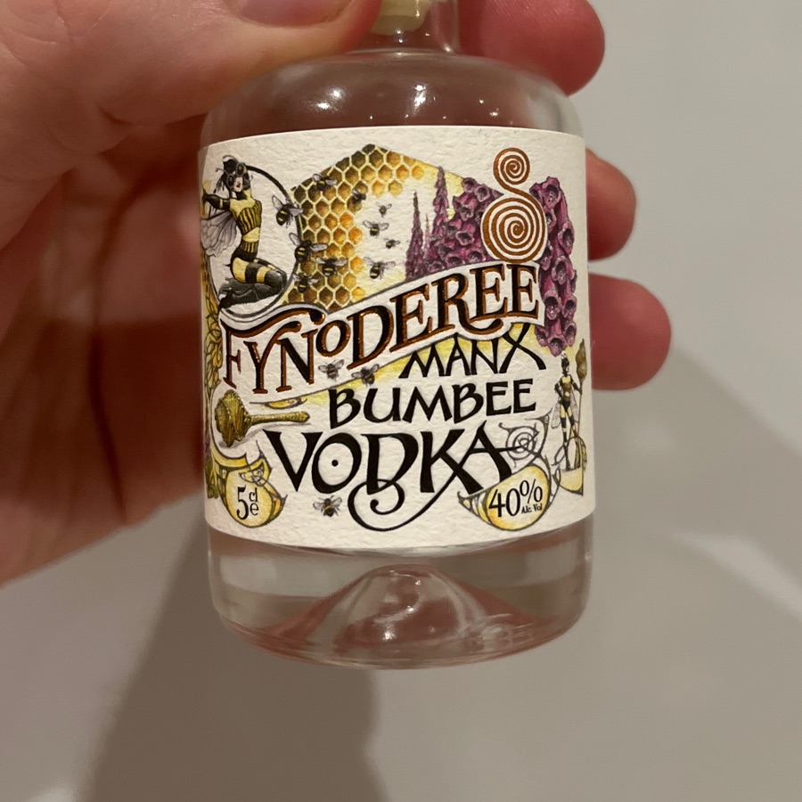 Fynoderee Manx Bumbee Vodka