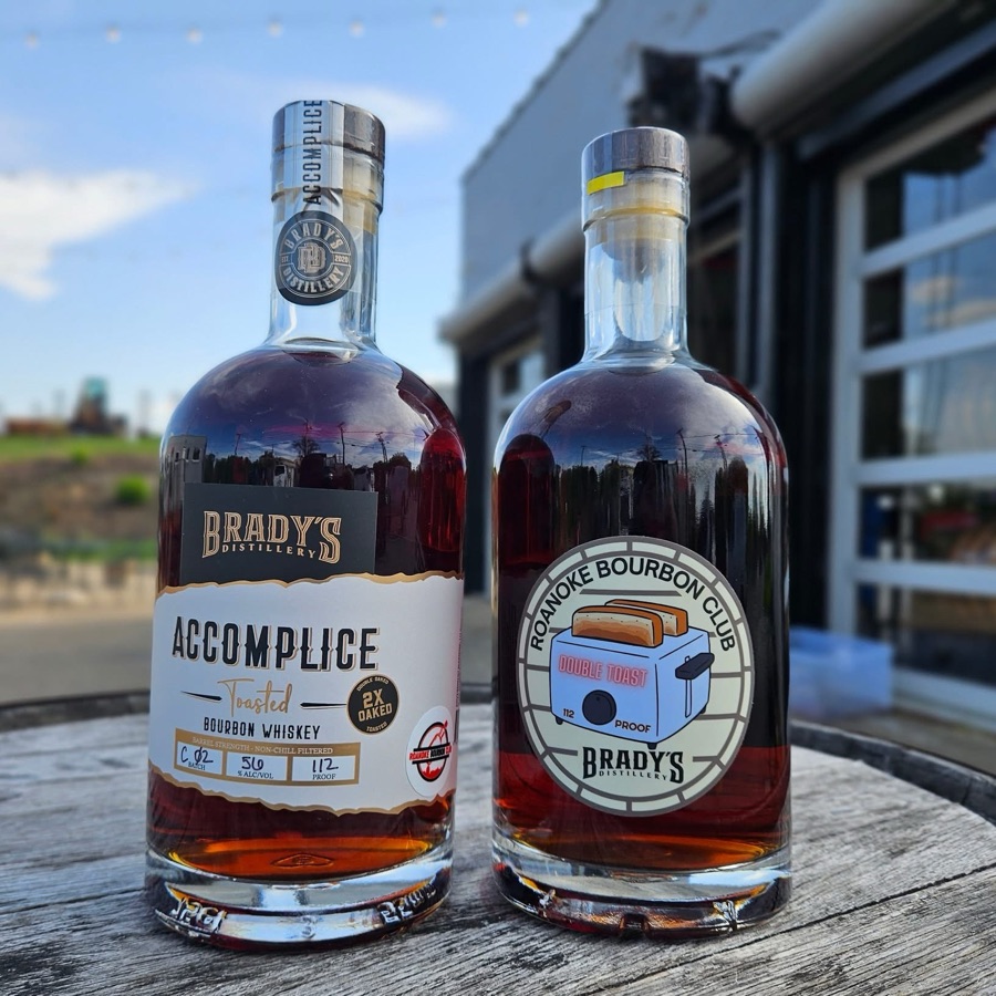 Brady's Distillery - Accomplice 2x
Oaked + Toasted bourbon-Barrel Proof- Roanoke Bourbon Club Pick