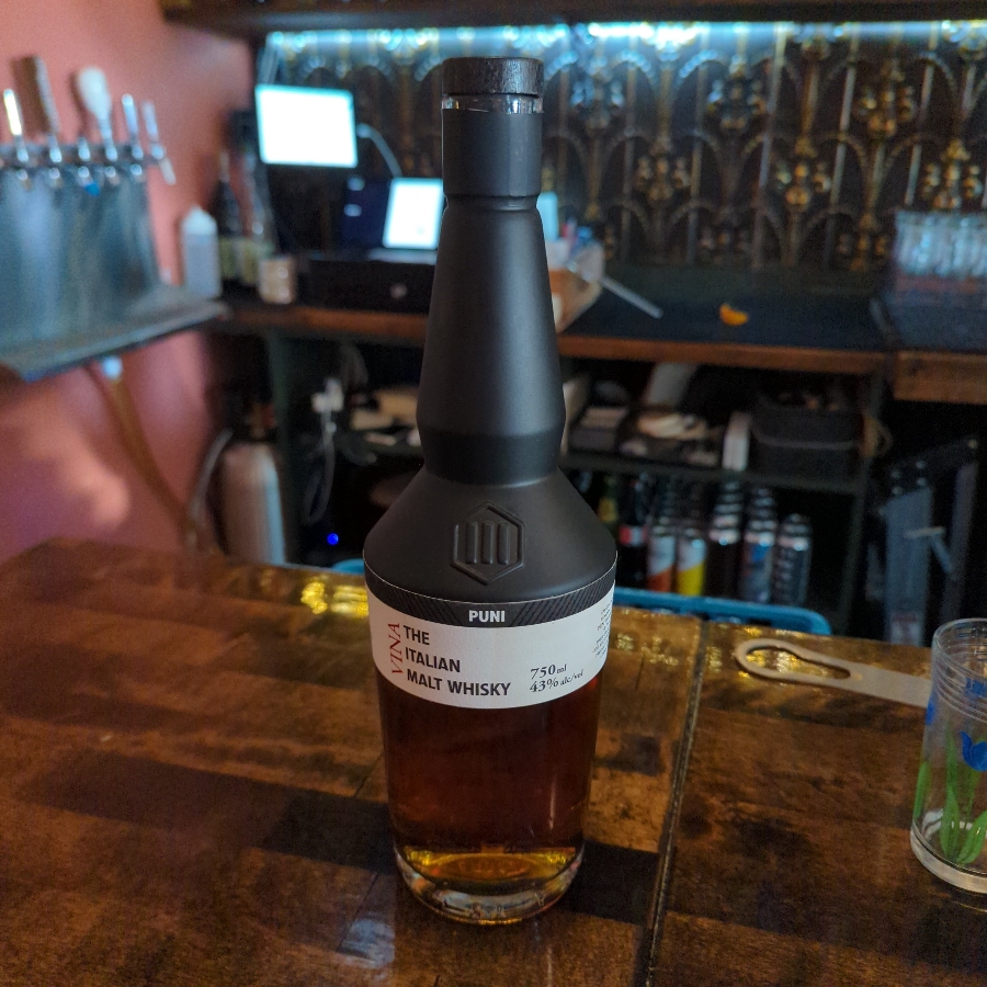 Puni Vina Italian Malt Whiskey