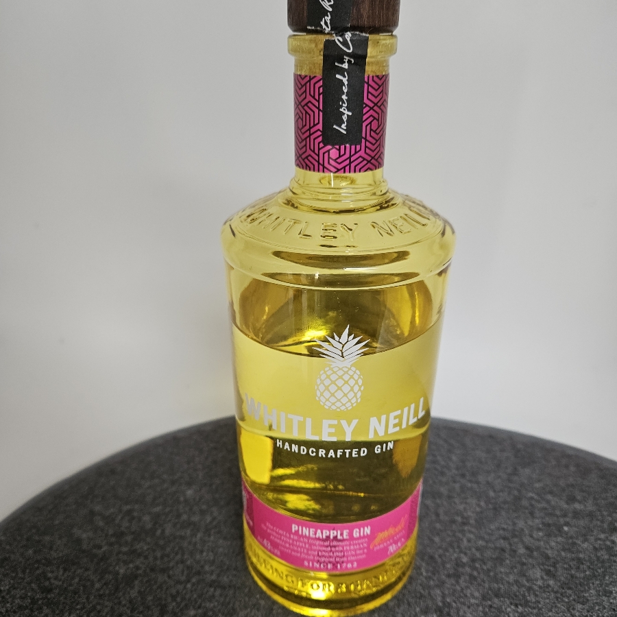 Whitley Neill Pineapple