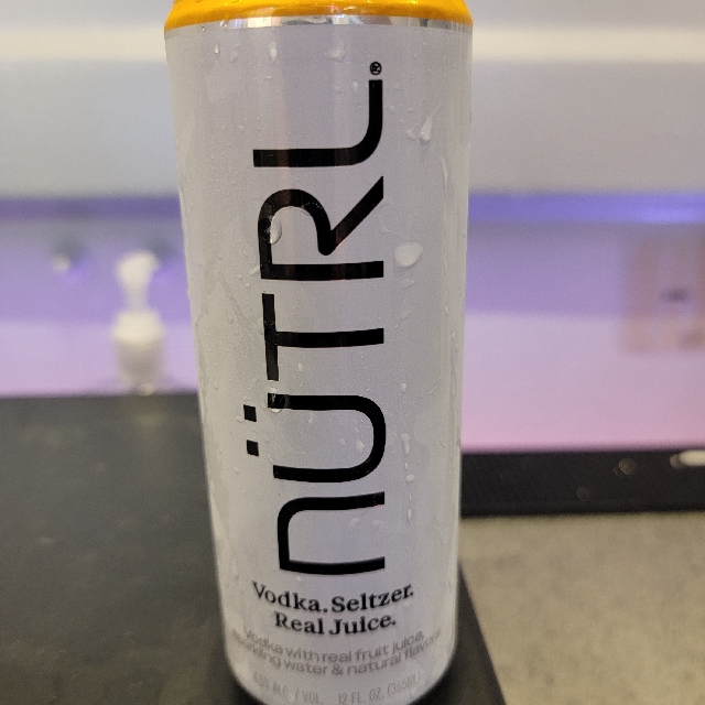 NÜTRL Vodka Seltzer - Mango