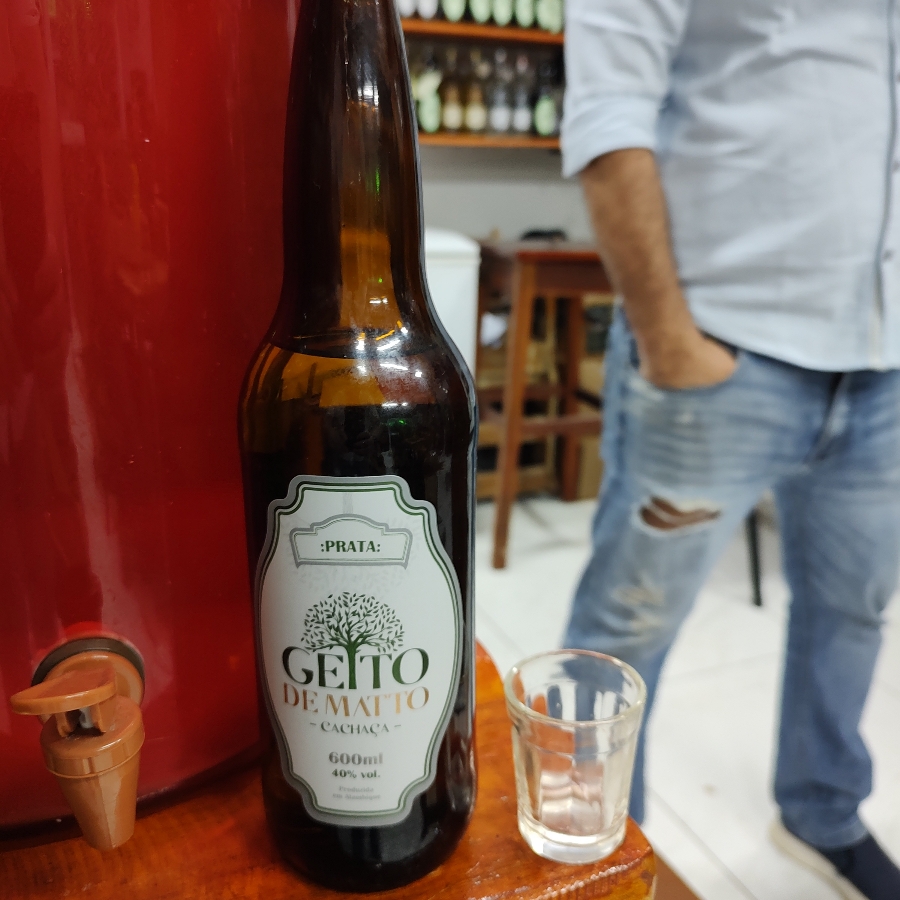 CACHAÇA GEITO DE MATTO PRATA