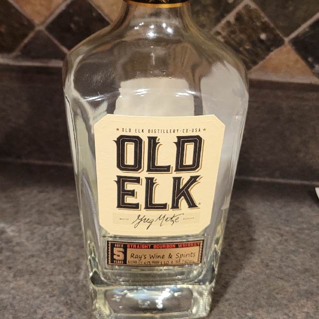 Ray's Proprietary Old Elk Straight Bourbon Whiskey

"Fear the Frenchie"