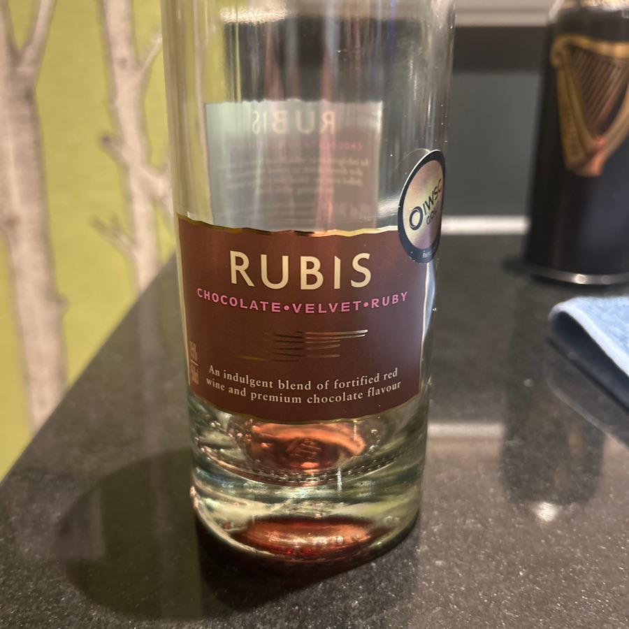 Rubis