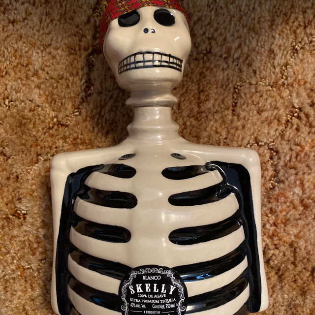 Skelly by Azulejos blanco tequila