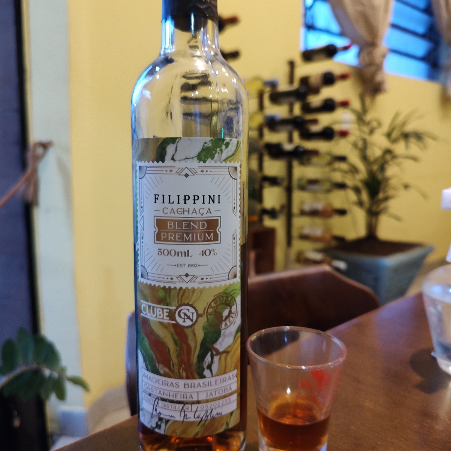 CACHAÇA FILIPPINI BLEND PREMIUM CASTANHEIRA & JATOBÁ