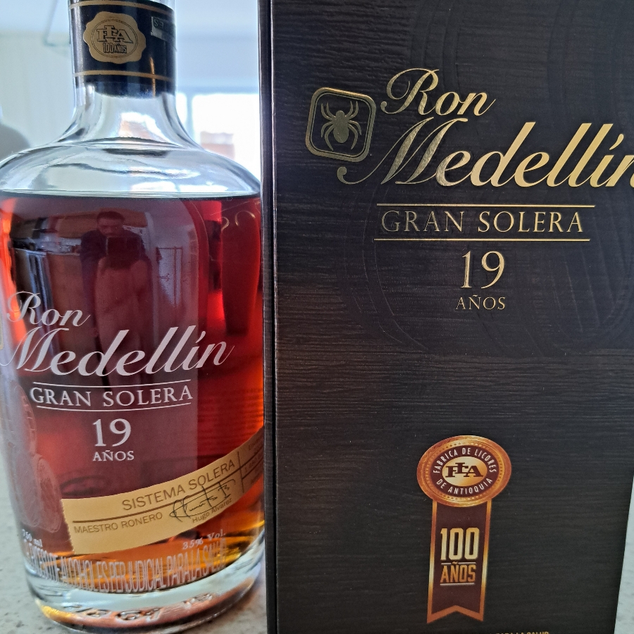 Ron de Medellìn Gran Solera 19 años
