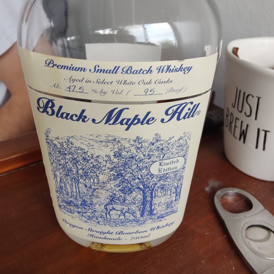 Black Maple Hill Premium Small Batch Whiskey