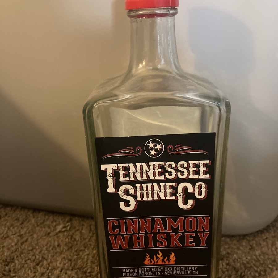 Tennessee Shine Co Cinnamon Whiskey