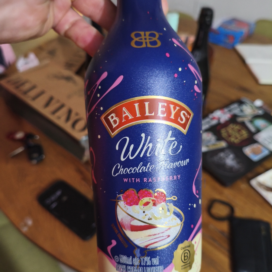 Baileys - White Chocolate Flavoure with Raspberry