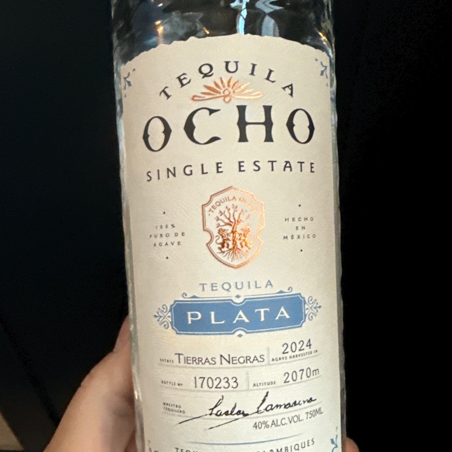 Tequila Ocho Plata Tierras Negras 2024
