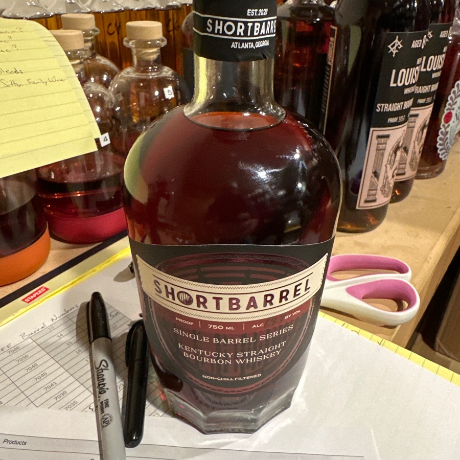 Shortbarrel Single Barrel Series Kentucky Straight Bourbon Whiskey "King of Kitsap" barrel A5-005