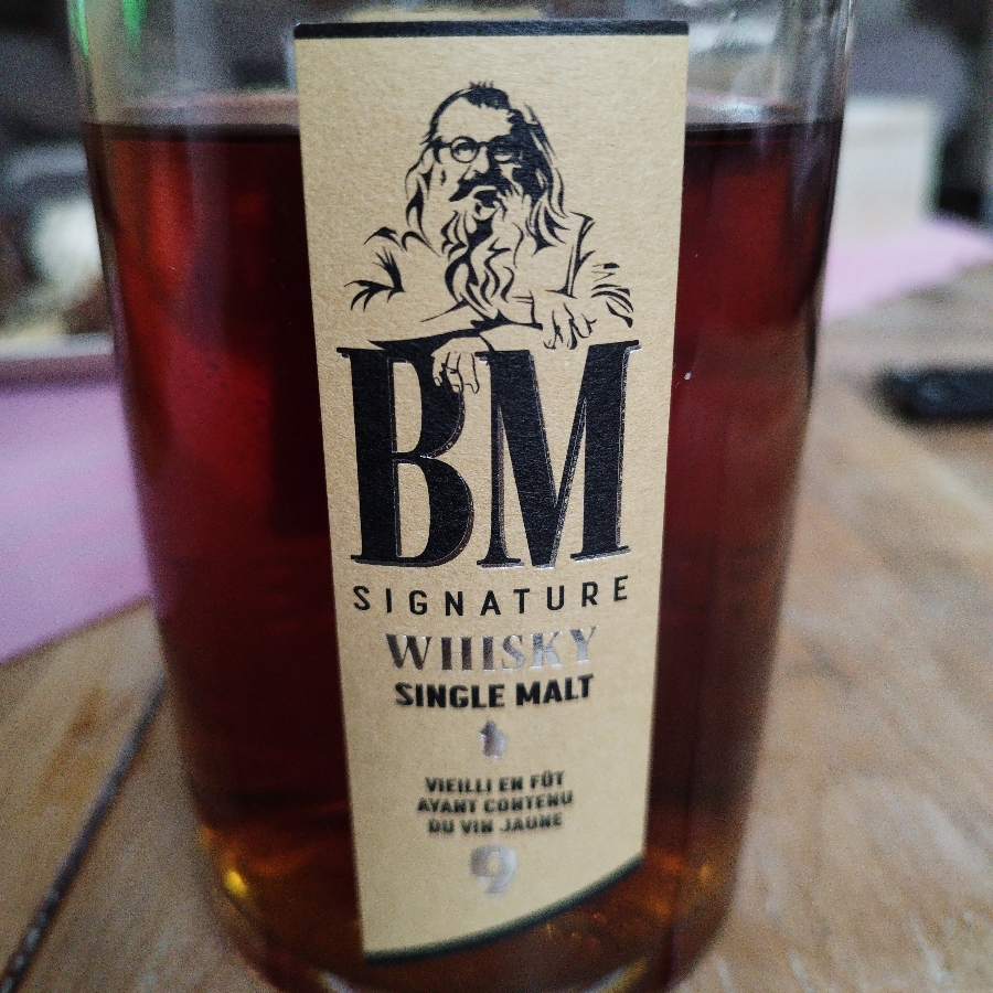 BM signature 9 ans vin jaune