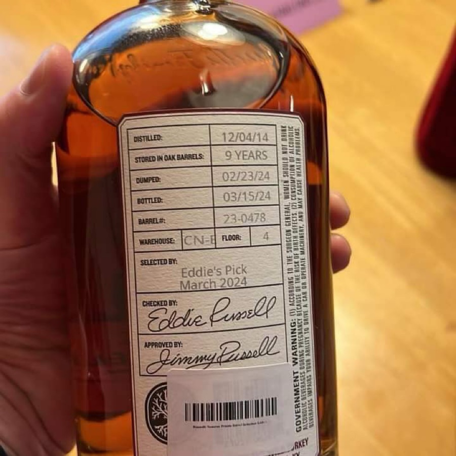 Russell's Reserve Private Barrel Selection Single Barrel Non-Chill Filtered Distilled: 12/04/14 Stored in Oak Barrels: 9 Years Dumped: 02/23/24 Bottled: 03/15/24 Barrel: 23-0478 Warehouse: CN-E Floor: 4 Selected By: Eddie's Pick March 2024