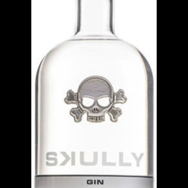Skully Dry Gin