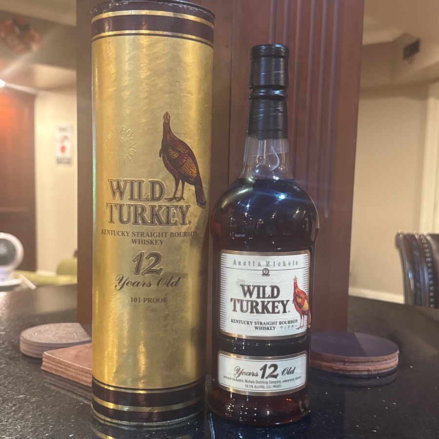 Wild Turkey Kentucky Straight Bourbon Whiskey 12 Years Old Limited Edition (Split Label)
