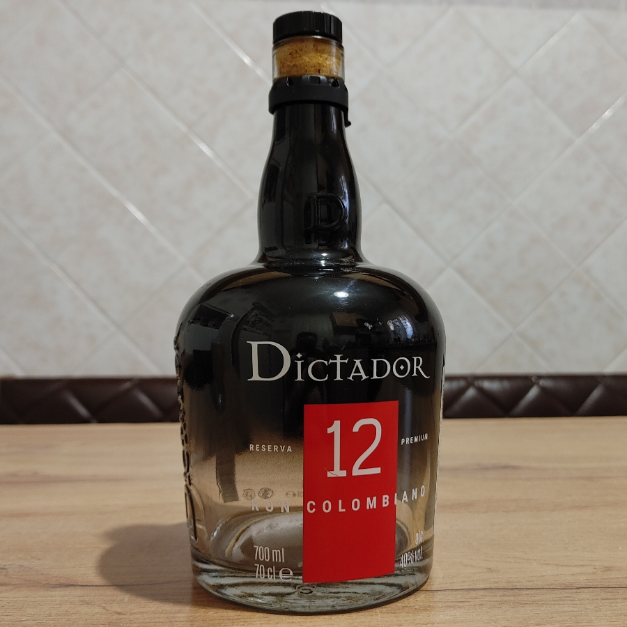 Dictador RON COLOMBIANO 12