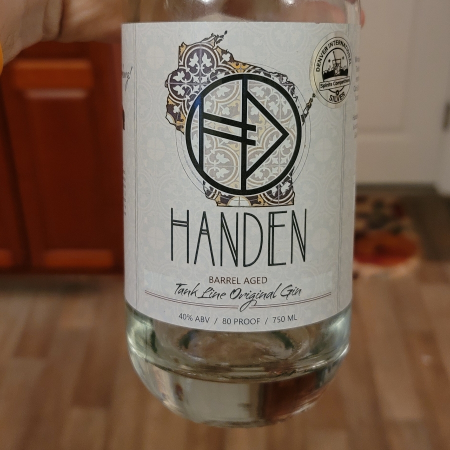 Handen barrel aged tank line original gin