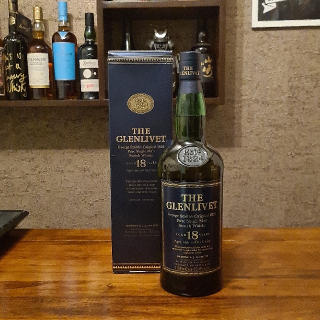 Glenlivet 18yo Pure Single Malt (1990s)