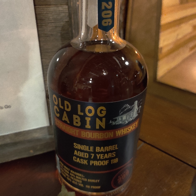 Batch 206 Old Log Cabin Single Barrel (7 Years)