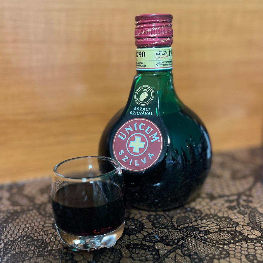 Unicum Szilva - Aszalt szilvaval