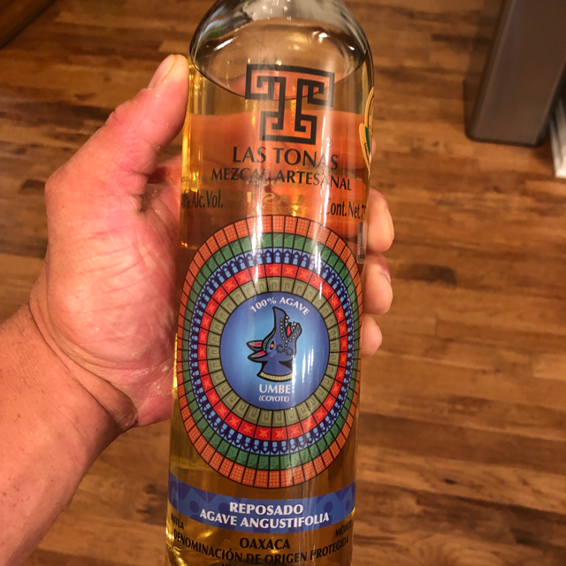 Las Tonas mezcal artesanal