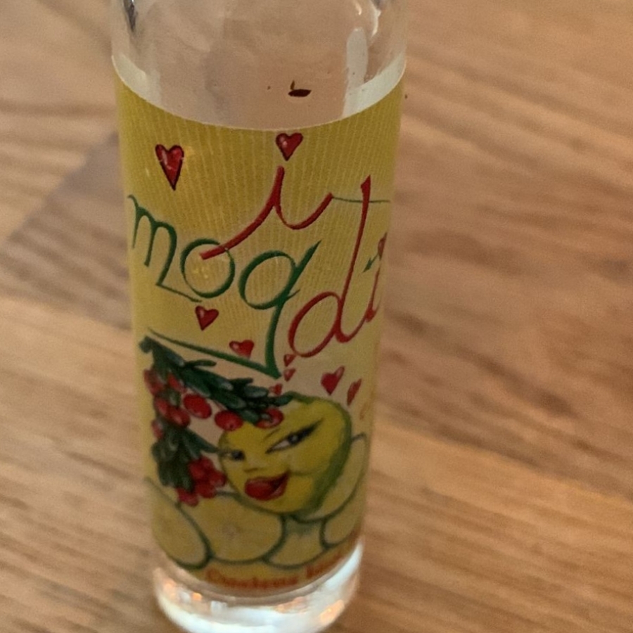 Mogdi Cranberry küsst Limone Grassel
