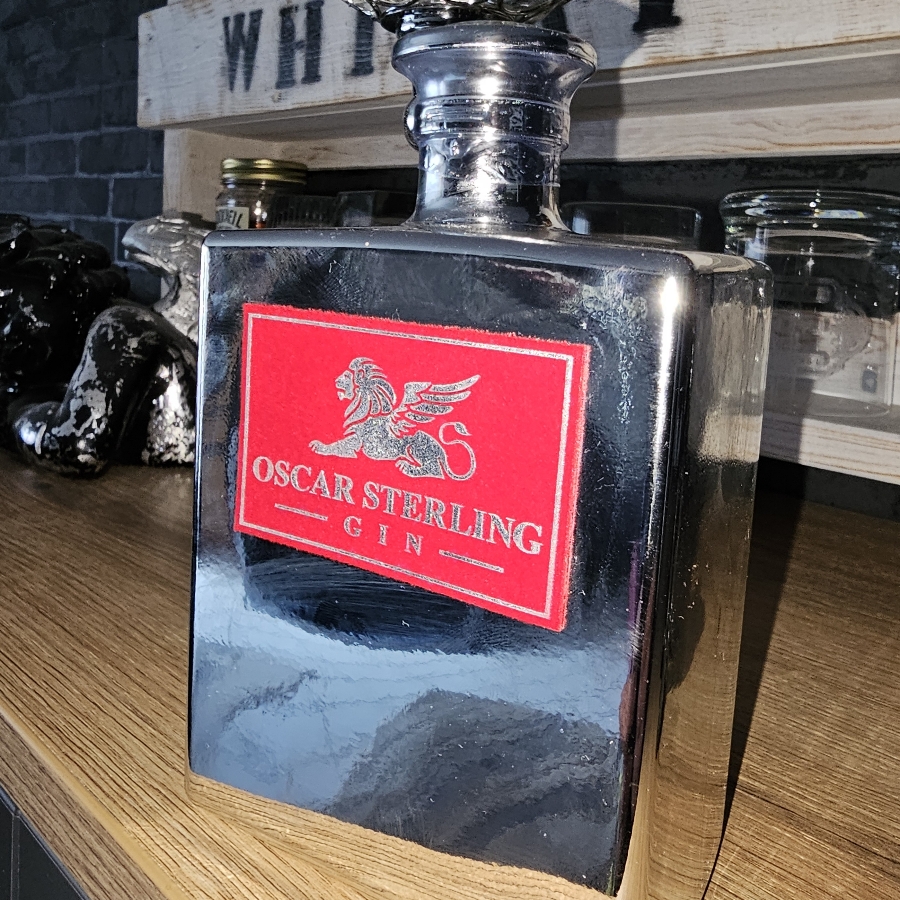 Oscar Sterling Gin