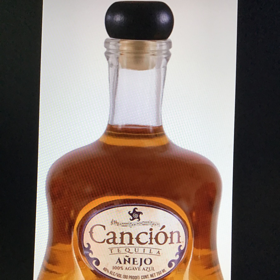 Canción Añejo